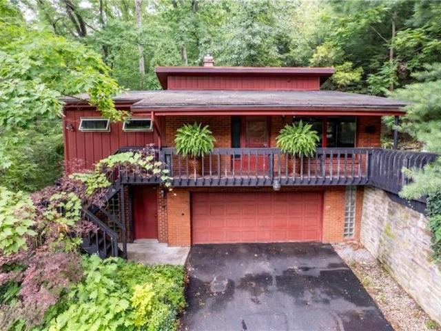House for sale in Jeannette, Pennsylvania
