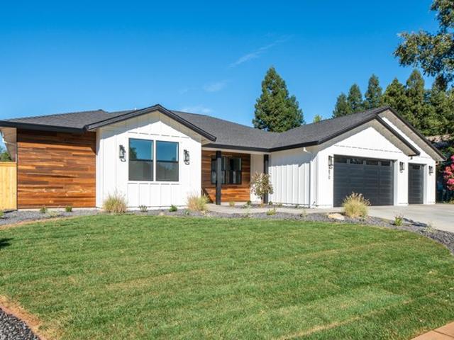 House for sale in Shasta, California