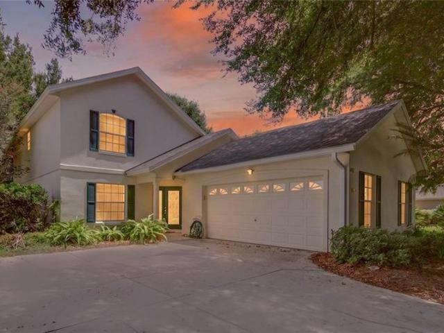 House for sale in Tavares, Florida