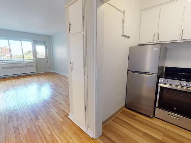 Apartment for rent in St. Leonard's, Quebec