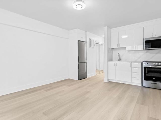 Apartment for rent in St. Leonard's, Quebec