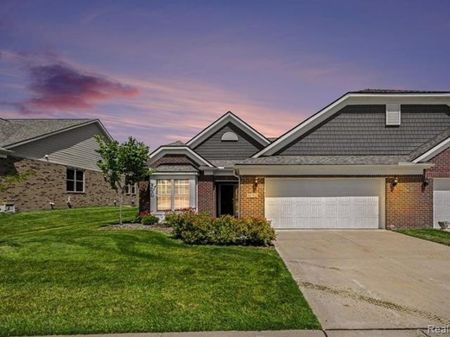 Condo for sale in Novi, Michigan