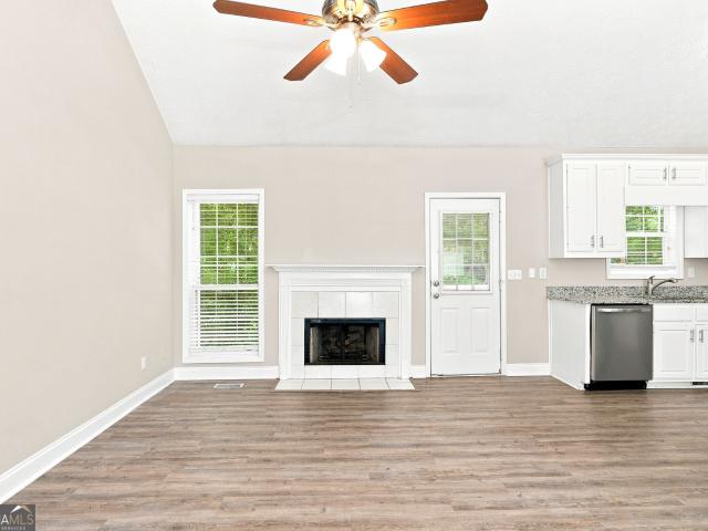 House for sale in Flowery Branch, Georgia