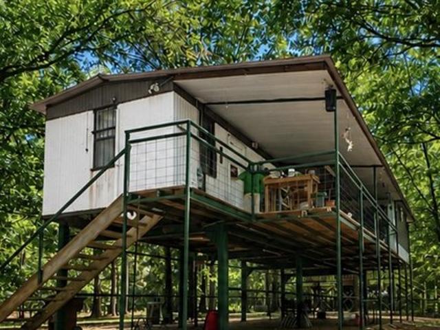House for sale in Hampton, Calhoun County