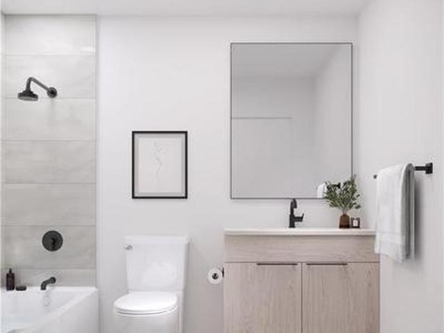 Condo for sale in Burlington, Ontario