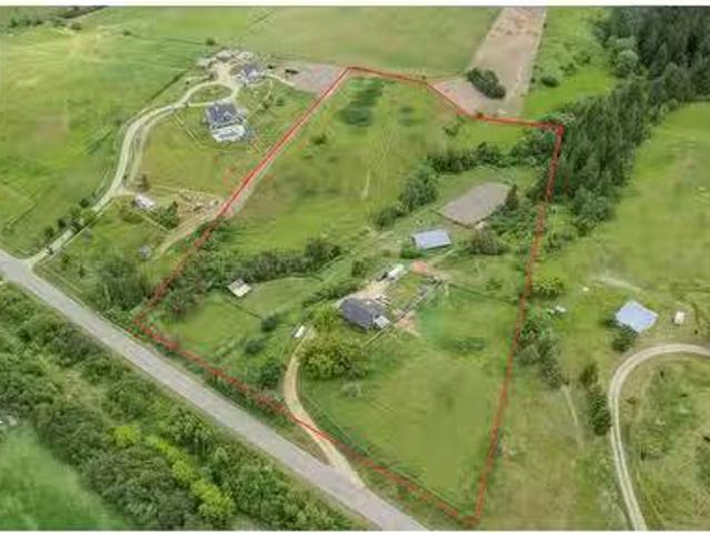 House for sale in Spallumcheen, British Columbia