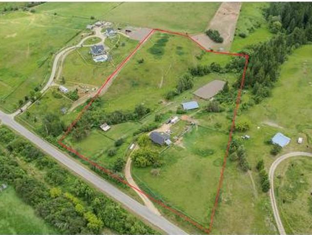 Farm for sale in Spallumcheen, British Columbia