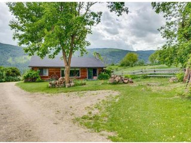 House for sale in Spallumcheen, Regional District of North Okanagan