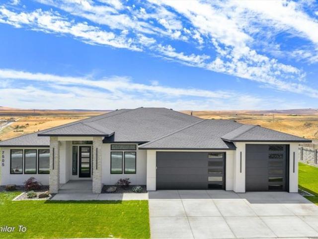 House for sale in South Hills Estates, Kennewick