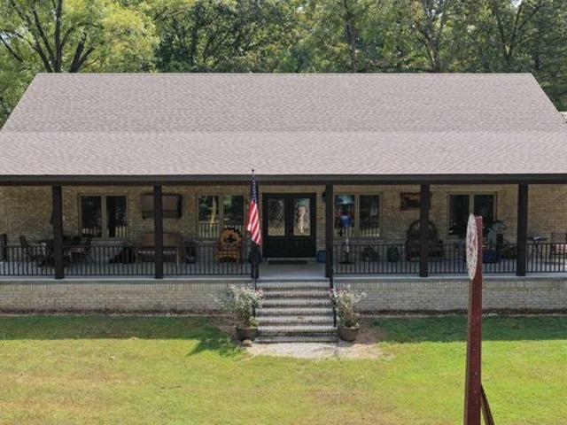 House for sale in Ark