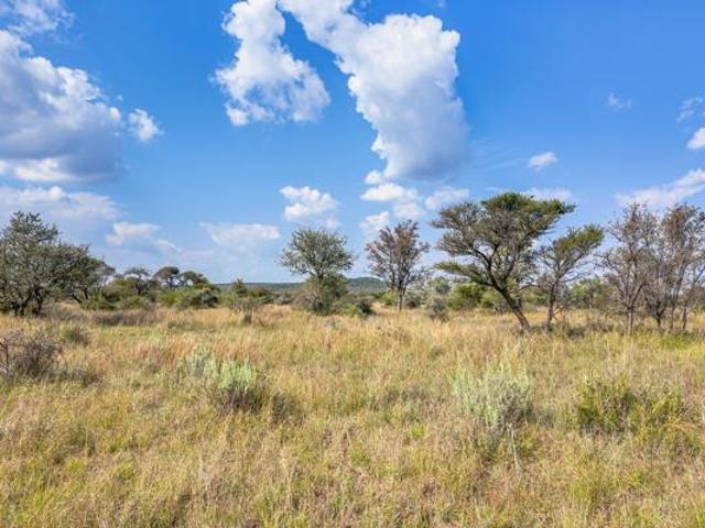 Land for sale in Hartbeespoort Dam Nature Reserve, North West