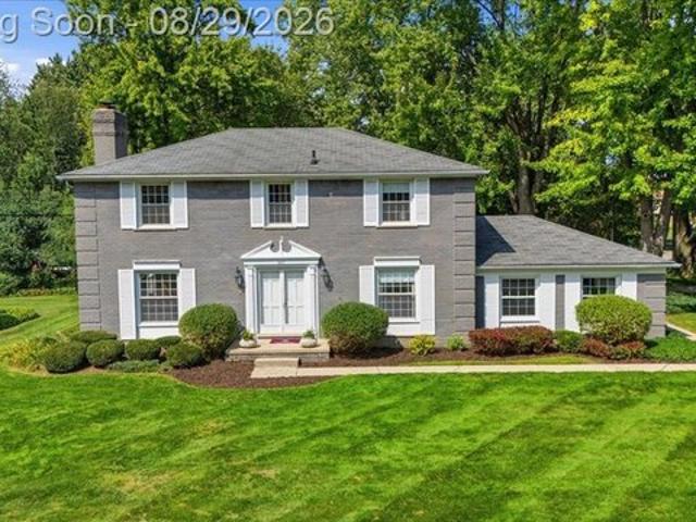 House for sale in Bloomfield Hills, Michigan