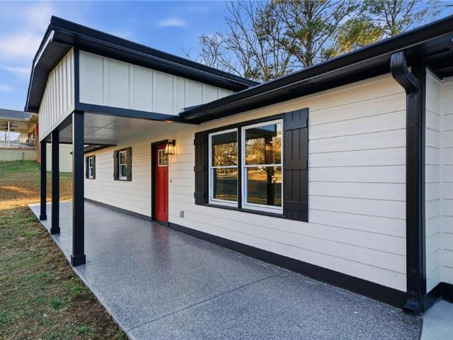 House for sale in Paulding, Georgia
