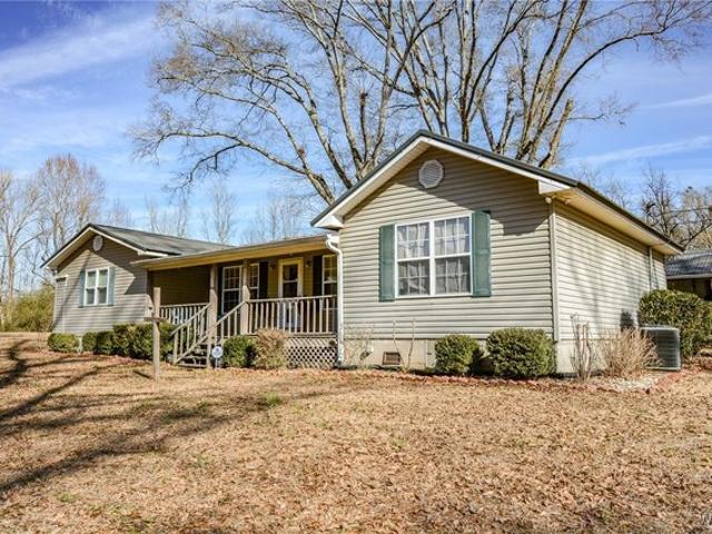 House for sale in Gordo, Alabama
