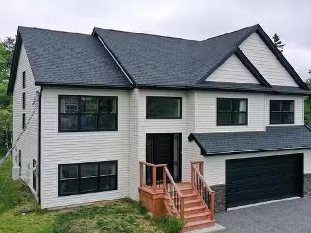 House for sale in Upper Tantallon, Nova Scotia