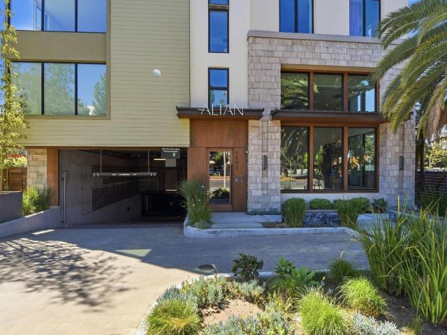 Condo for sale in Los Altos, California