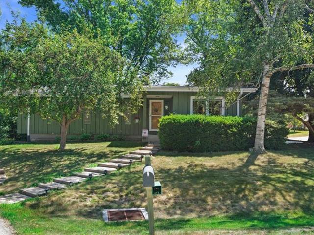 House for sale in Greenfield Park, Wisconsin