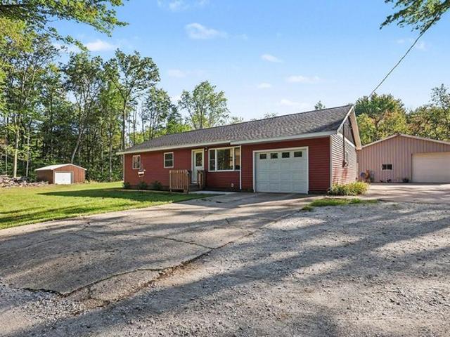 House for sale in Fruitport, Muskegon County