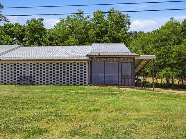 House for sale in Cohutta, Georgia