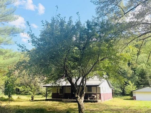 House for sale in Nashville, Indiana