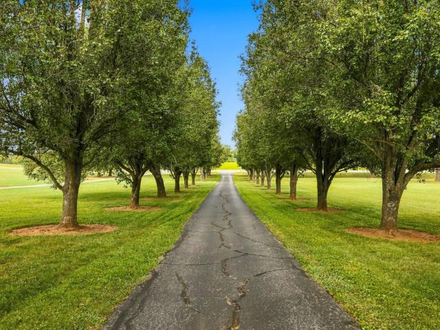 House for sale in Franklin Road Estates, Murfreesboro