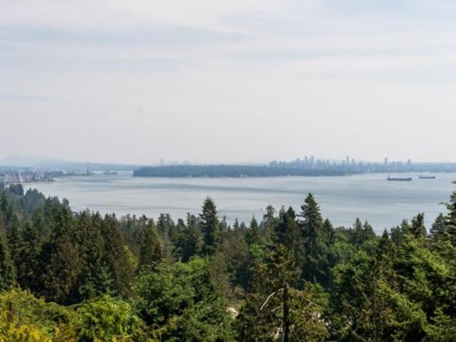 House for sale in West Vancouver, British Columbia
