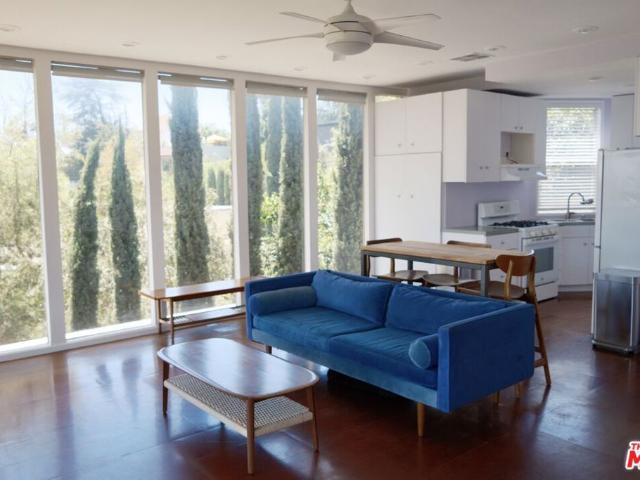 Property for rent in Canoga Park, California