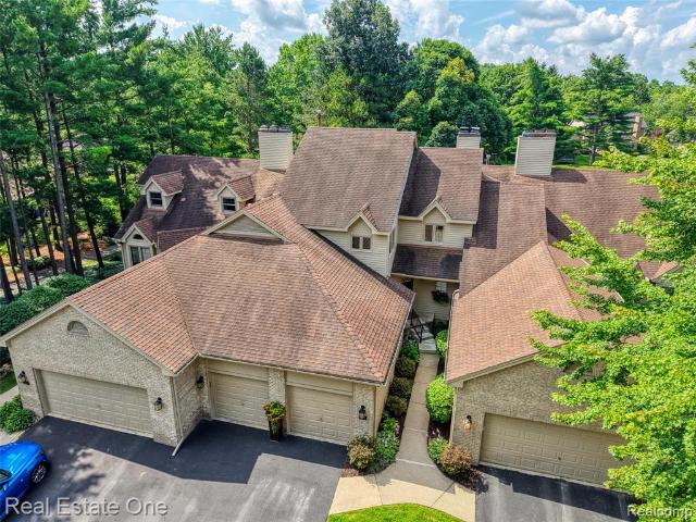 Condo for sale in Pine Eagles Condos, Genoa Charter Township