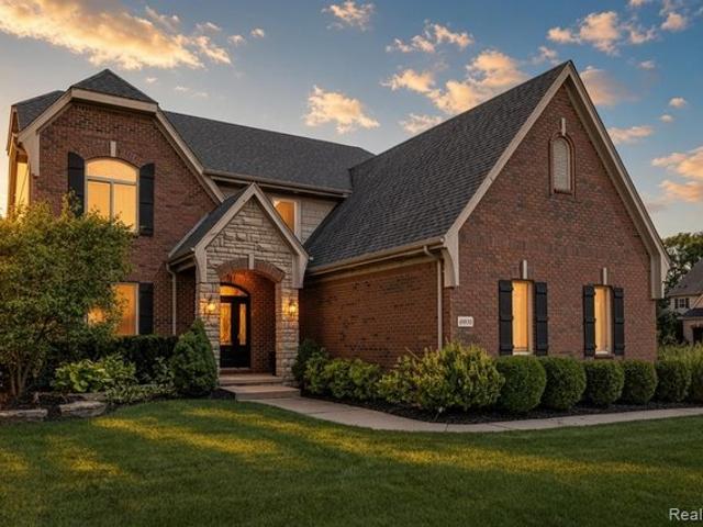House for sale in Macomb Township, Macomb County