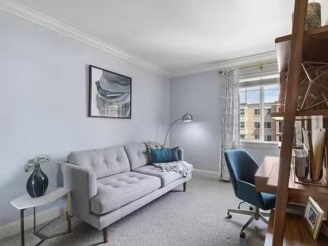 Condo for rent in Kirkland