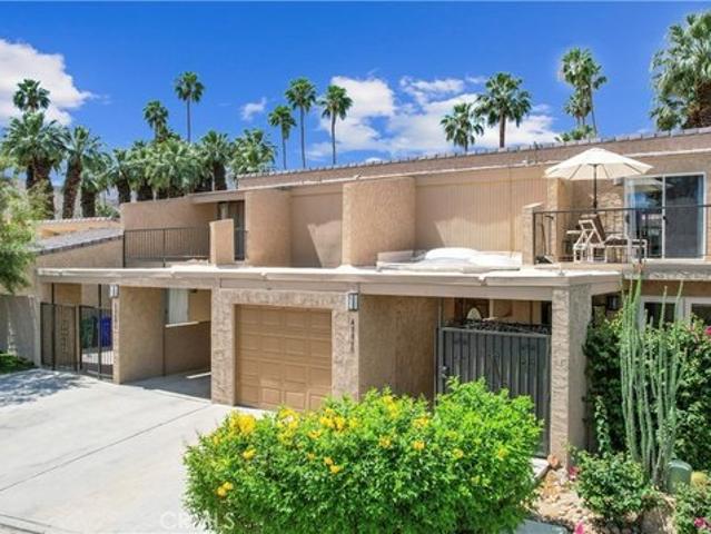 Townhouse for sale in Palm Desert, California