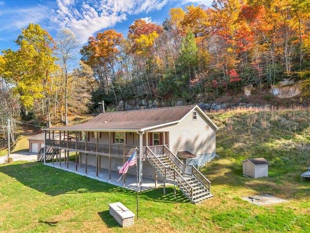 House for sale in Scarbro, West Virginia