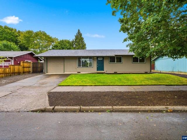 House for sale in Oregonia