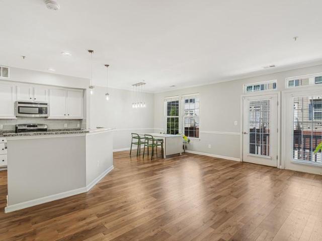 Condo for sale in Virginia