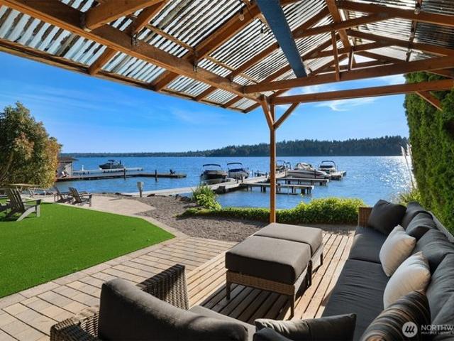 House for sale in Mercer Island, Washington