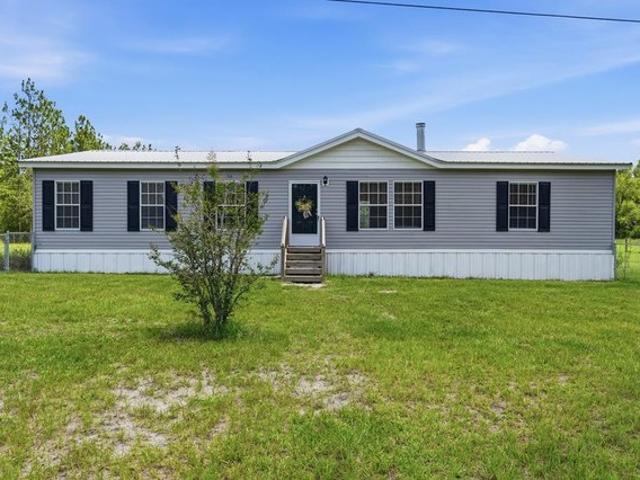 House for sale in Bell, Florida