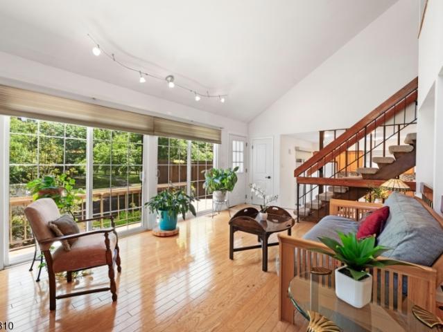 Townhouse for sale in Flagtown, New Jersey