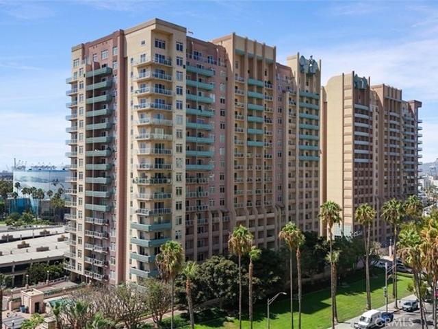 Condo for sale in Long Beach, California