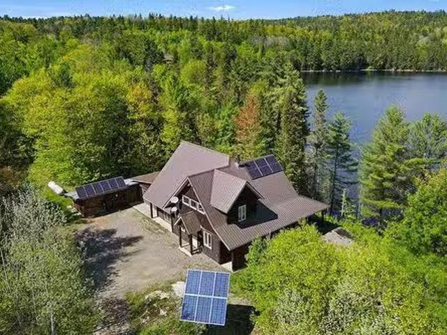 House for sale in Waltham, Quebec