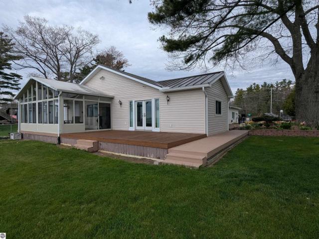 House for sale in Huron Heights, Whitney Township