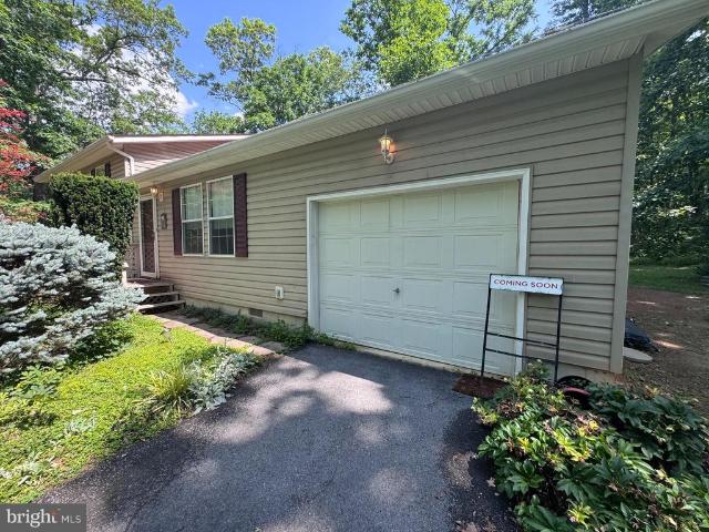 House for sale in Bunker Hill, West Virginia