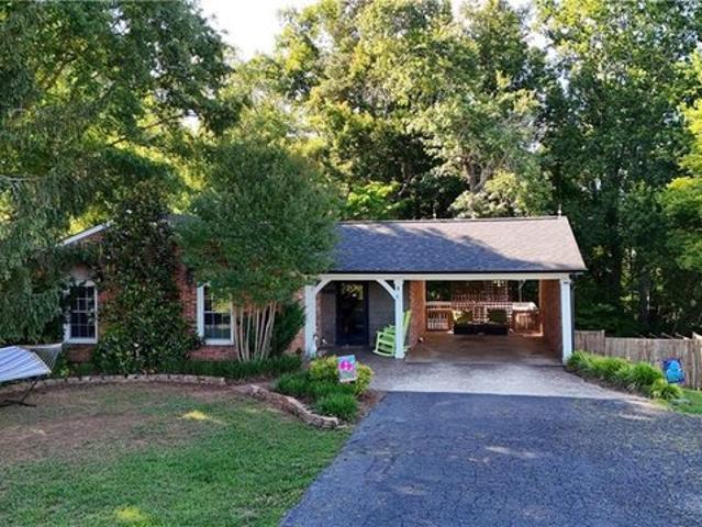 House for sale in Stokes, North Carolina