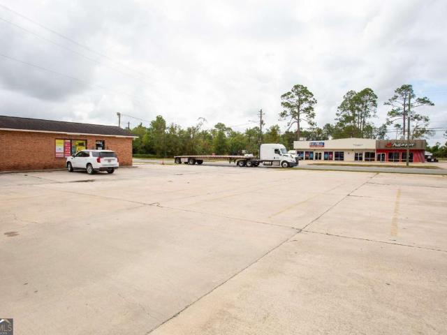 Commercial for sale in Baxley, Georgia