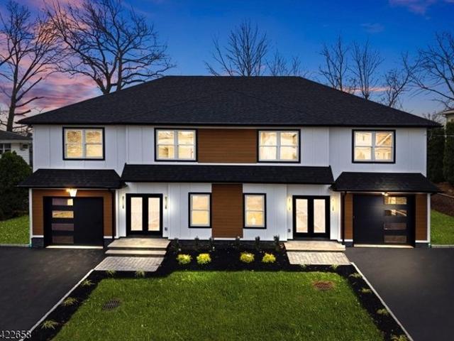 House for sale in Saddle Brook, New Jersey