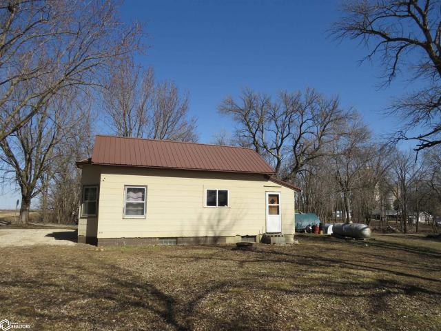 House for sale in Mallard, Iowa