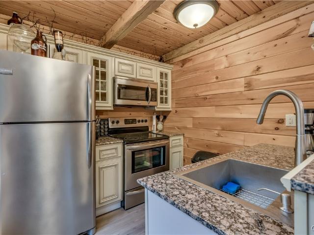 House for sale in Greig