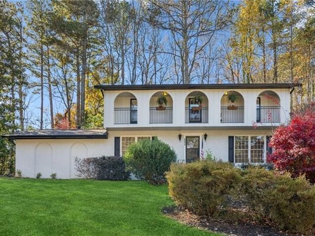 House for sale in Dunwoody, Georgia