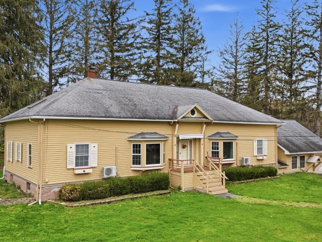 House for sale in Equinunk, Pennsylvania