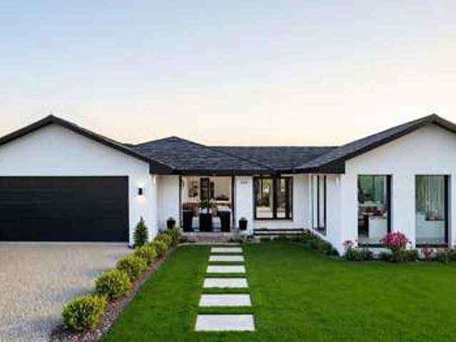 House for sale in Awhitu