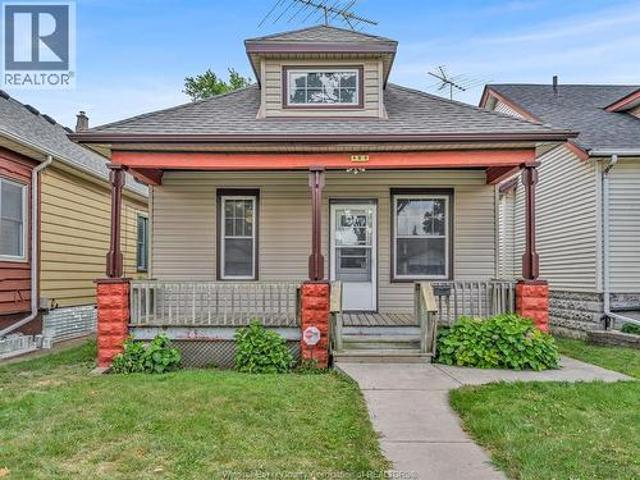 House for sale in RiverWest, Windsor